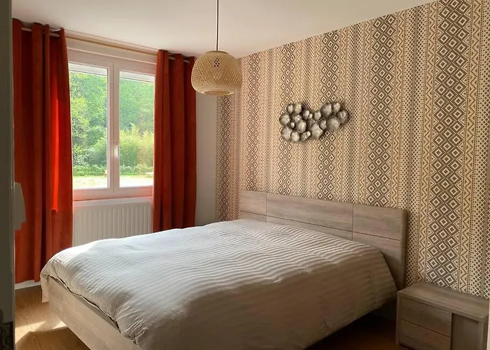 Maison Village De La Verrerie Tatil Evi *